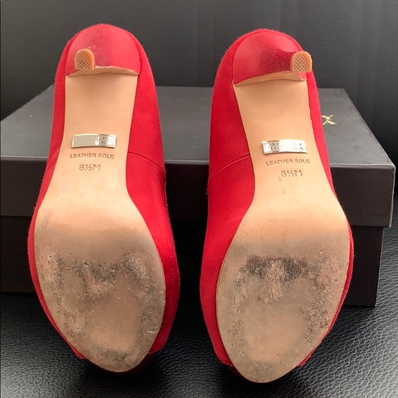 Badgley Mischka - Picture 6 of 6